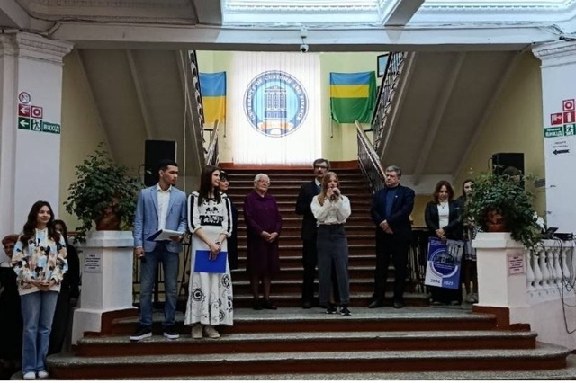 В Днепре открыли выставку сокровищ, которые хранятся в семьях горожан