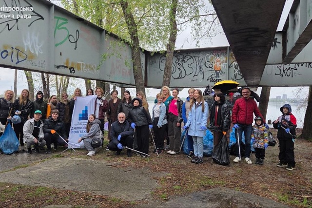 ����� 300 �� ������ ������� �� ������������ ���������� �� ����� ������������� ������