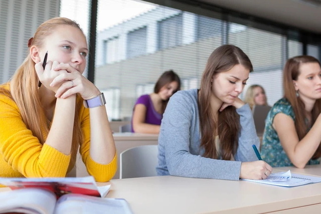 �������� �� ��� � ���������� �������� ������ �������� ����� ��������� � ���� ���������������� �� ���������� ���������: ����� �������