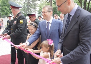 �� �������� ������������������ ��������� �� ������� ��� �������� � ��������� 4 ����