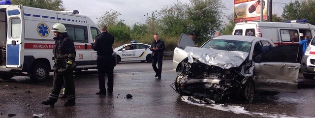 ��� �� ���������� ���������: �� ������������ � Nissan ��������� Lexus