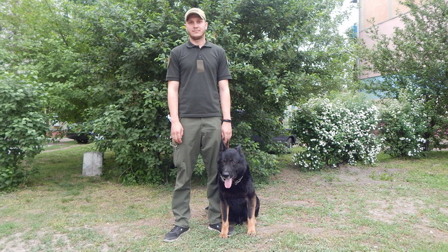 8 � 9 ������ � ���'�������� �������� ������������ �������� ���� � ������