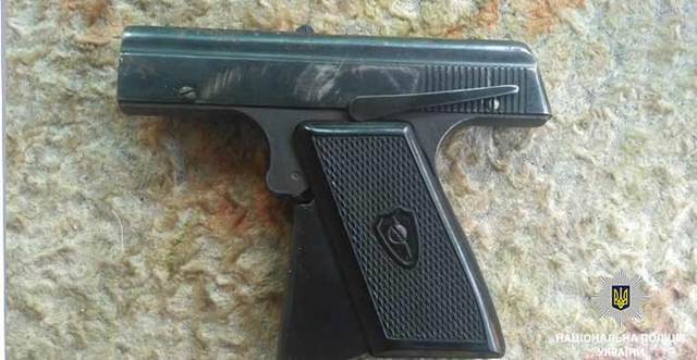 �� 3 ��� ��������� ���������������� �������� 8 ������ �� 2 ��������