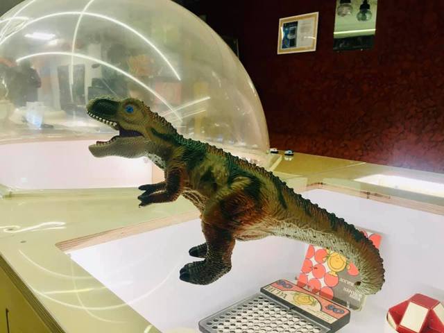 В Днепре открыли новую выставку динозавров