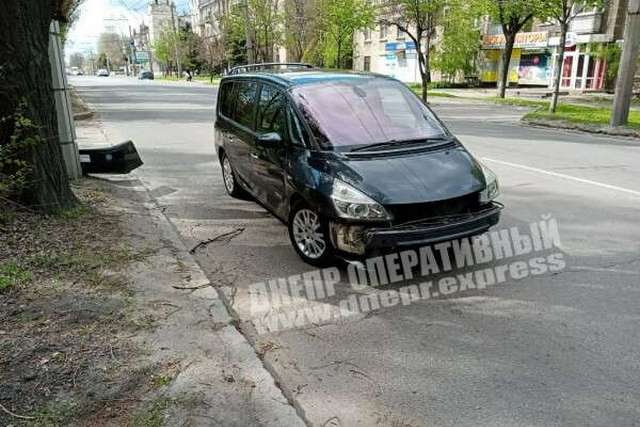 � ������ �� ������������ ����������� Renault � Chevrolet