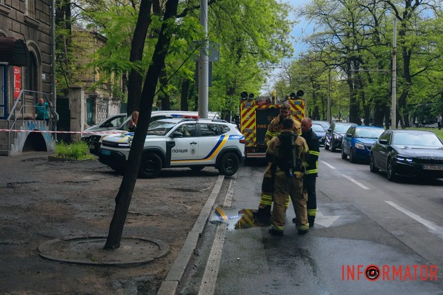 Фото: Маргарита Горбунова Спасатели, полиция и медики на улице Черновола в Днепре: что произошло