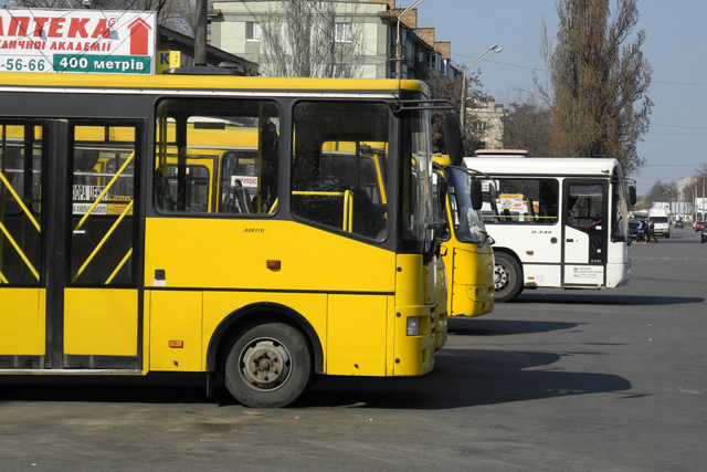 Днепровскому водителю за жестокое обращение с подростком грозит лишение свободы