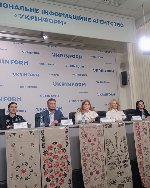 Проект дніпровської майстрині вирушає у грандіозне світове турне