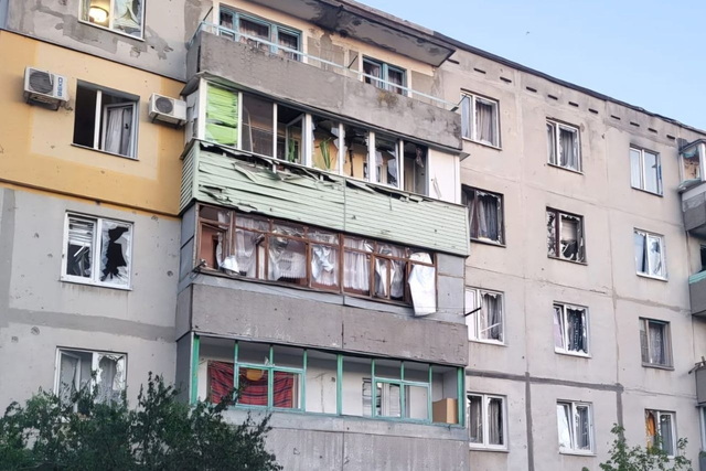 Три человека ранены. Более 20 раз враг атаковал два района Днепропетровщины