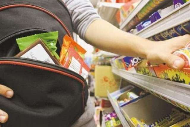 В Днепре задержали шоколадного вора: подробности