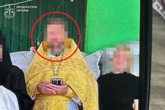 Развращал родных дочерей: бывший священник из Днепра получил 10 лет заключения