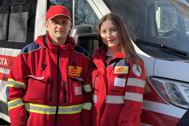 На службі екстренної медичної допомоги Дніпра народилась нова сім’я