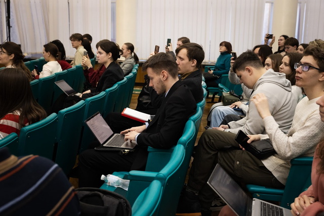 Молодежь Днепропетровщины может получить областную премию за свои достижения