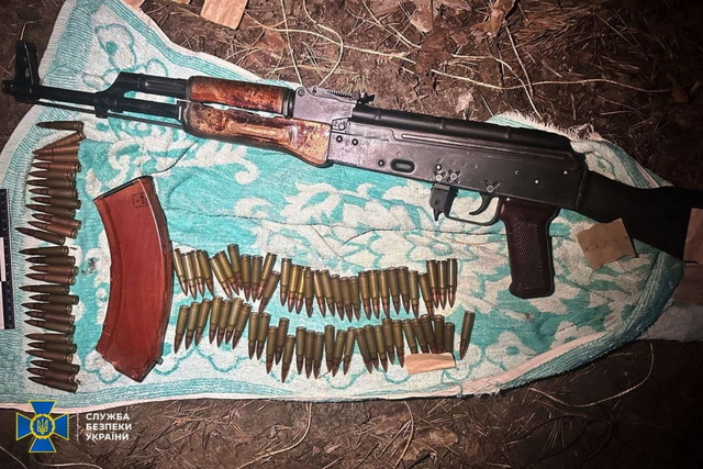 В Днепропетровской области ликвидировали новые попытки наладить подпольную продажу «трофейного» оружия