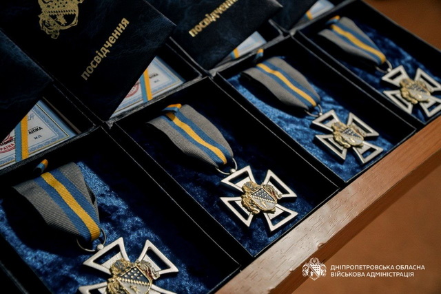 Глава ДніпрОВА нагородив нацгвардійців, які захищають Нікополь