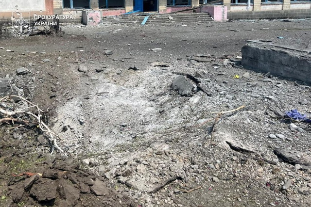 На Дніпропетровщині від ворожих ударів загинула 7-річна дівчинка, є поранені