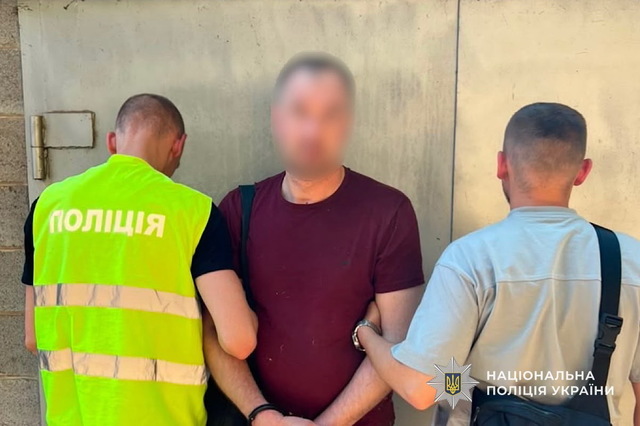 В Кривом Роге полицейские ликвидировали канал изготовления и сбыта метамфетамина: участники преступной наркогруппировки задержаны