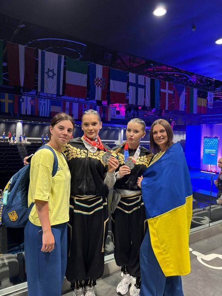 Спортсменки из Днепра завоевали 3 медали на чемпионате Европы по черлиденгу в Чехии