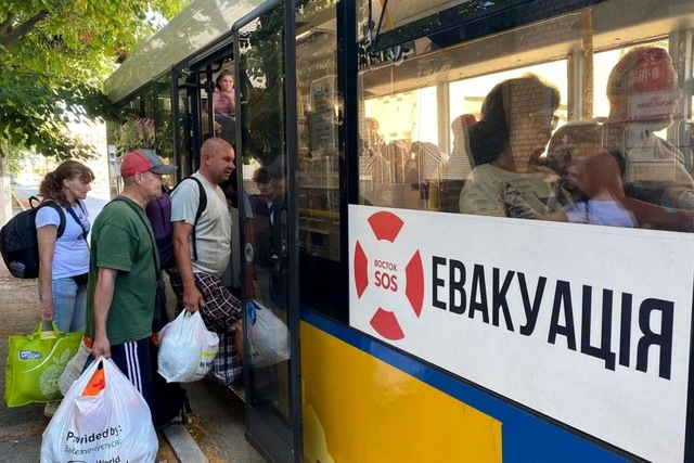 На Днепропетровщине ввели обязательную эвакуацию всех жителей еще из двух населенных пунктов области