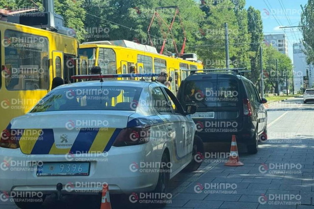 В Днепре на Соборной площади сбили пешехода: подробности с места происшествия
