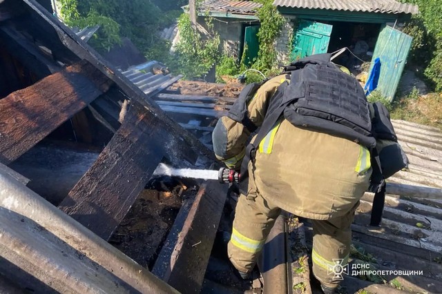 Трое спасателей пострадали на Днепропетровщине в результате повторного российского удара