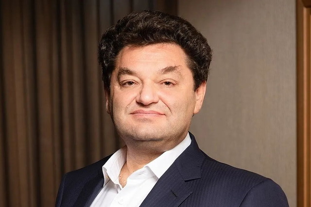 Дніпровський бізнесмен Вадим Єрмолаєв вважає, що офіцери ГУР причетні до замаху на його родину - відкритий лист бізнесмена