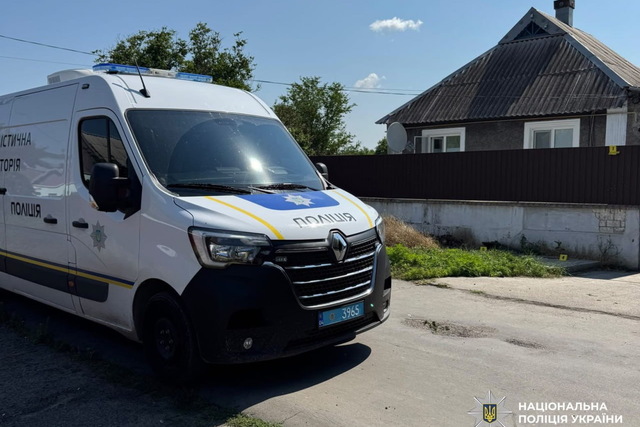 На Днепропетровщине находящийся в СЗЧ мужчина открыл огонь по полицейским: ранены двое бойцов КОРД