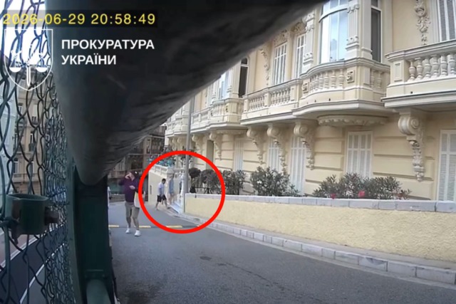 Замах на дніпровського бізнесмена Єрмолаєва: з'явилося відео моменту вибуху, яке намагалися знищити