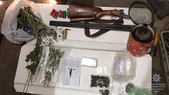 У Дніпропетровському районі чоловік зберігав наркотики на 100 тисяч гривень