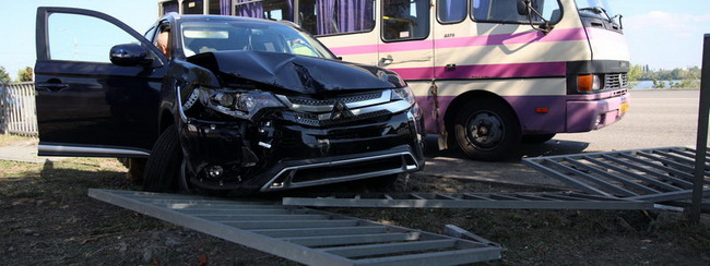 ������� ��� �� ���������� ��������� � ������: ��-�� ����� � ���������� Mitsubibishi ���� ����������