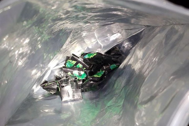 30 свертков с наркотиками обнаружили патрульные у водителя мопеда Honda