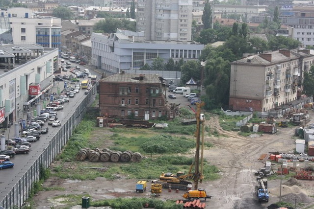 В Днепре показали, что было на месте бывшего «Кубометра» 10 лет назад