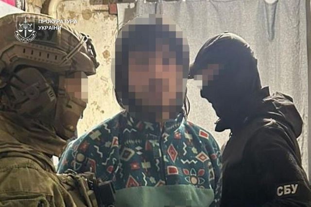 К 15 годам лишения свободы приговорен житель Днепра, который маскировал камеры под «скворечники» и передавал данные о перемещении эшелонов ВСУ спецслужбам рф