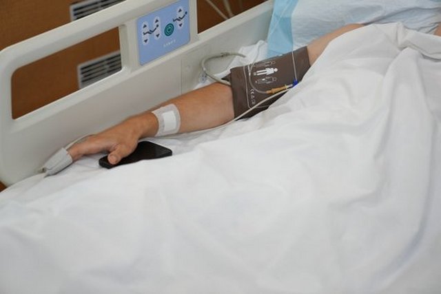 Військовий Юрій. Суспільне Дніпр «Только думал, что жив». В медучреждении Днепропетровщины лечат военного с двойной ампутацией ног