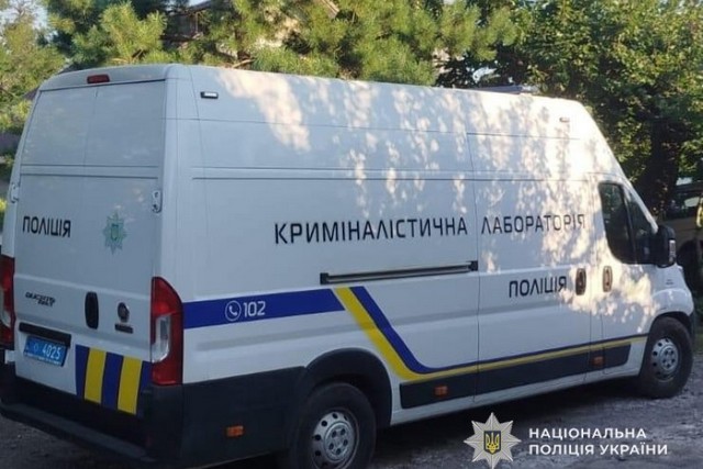Смертельно поранила чоловіка: у Кам’янському поліцейські повідомили про підозру 41-річній жінці