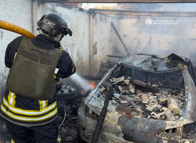 Понад 10 разів ворог атакував 3 райони області безпілотниками і артилерією
