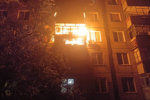 Одна людина дістала поранень. Понад 30 разів за ніч ворог атакував чотири райони області безпілотниками та артилерією