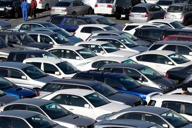 Импорт легковых автомобилей в Украину сократился на 17%