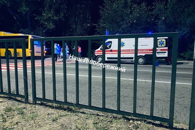 В Днепре на Донецком шоссе автобус сбил пешехода