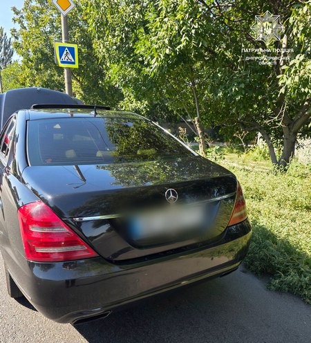 У Дніпрі патрульні виявили автомобіль із підробленим ідентифікатором