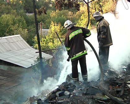 В Днепропетровске пожарные ликвидировали возгорание в центре города