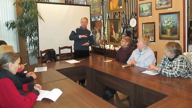 Чергове засідання школи здорового способу життя відбулося в бібліотеці Кам’янського