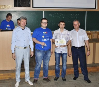Переконлива перемога студентів-програмістів ДНУ