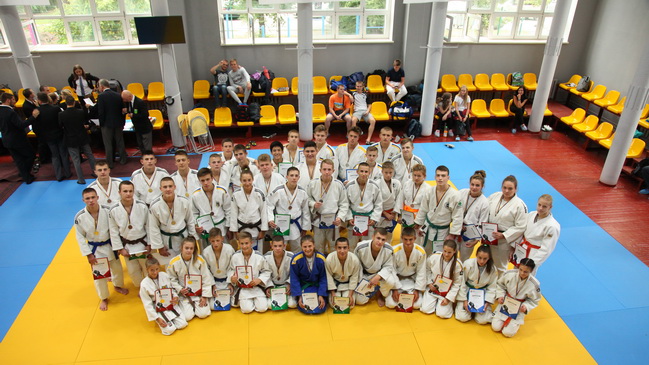 ��������� ��������� ���������������� ������� U17 �� �����: ����������� � ��� ����������