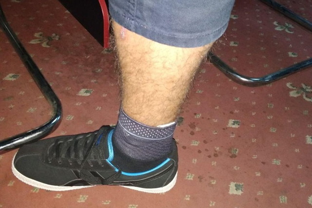 В Днепре мужчина прятал от патрульных наркотики в носке