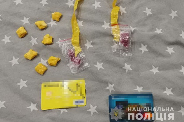 Полицейские ликвидировали интернет-магазин синтетических наркотиков