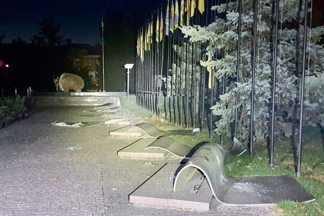    ͳ,  .  г  -