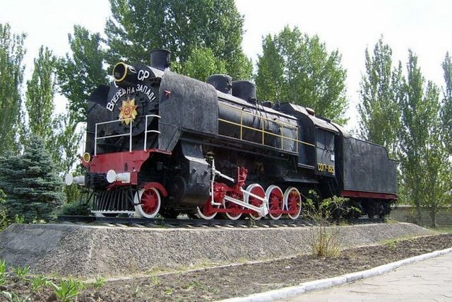 У Дніпрі «декомунізували» легендарний паровоз