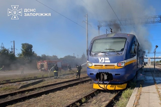 В результате вражеской атаки на поезд «Днепр – Запорожье» погибла проводница