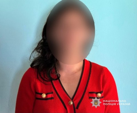 Почти 200 тысяч гривен: в Самаре женщина обворовала бабушку